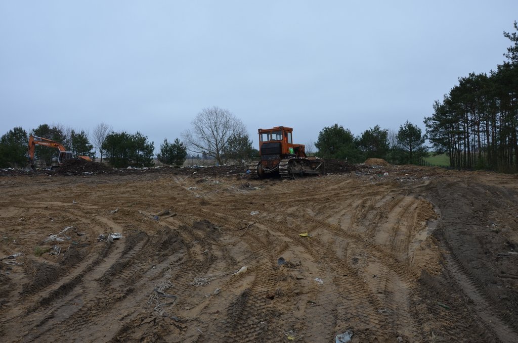 Rozpoczęcie rekultywacji składowiska odpadów w Rosochatce. 