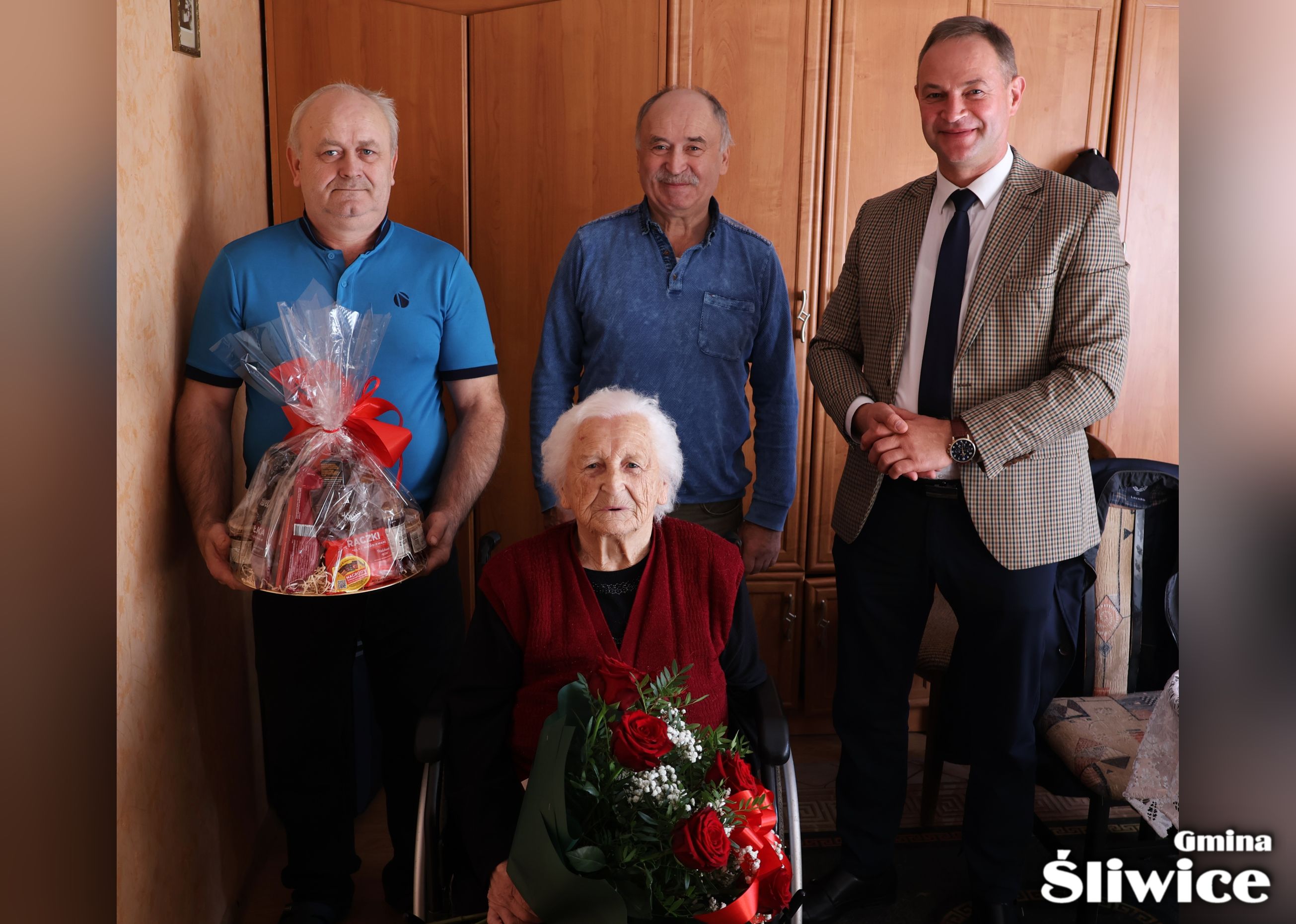 Węsierska Regina wraz z synami i W&oacute;jtem Danielem Kożuchem