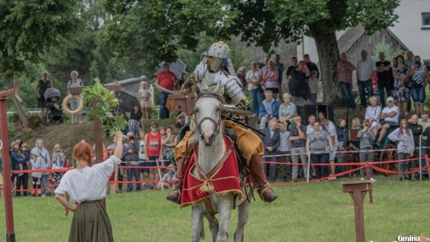 Rycerz na Koniu Śliwicka Polana
