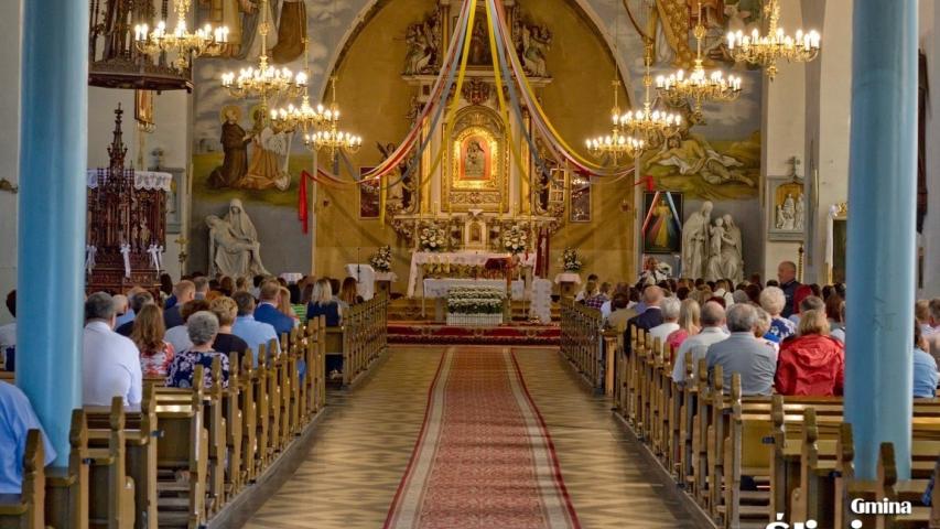 Kościół Śliwice środek