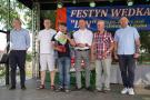 uczestnik z dyplomem za udział