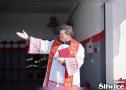 proboszcz wskazuje na osp