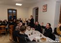 katarzyna daszkiewicz przeprowadza głosowanie