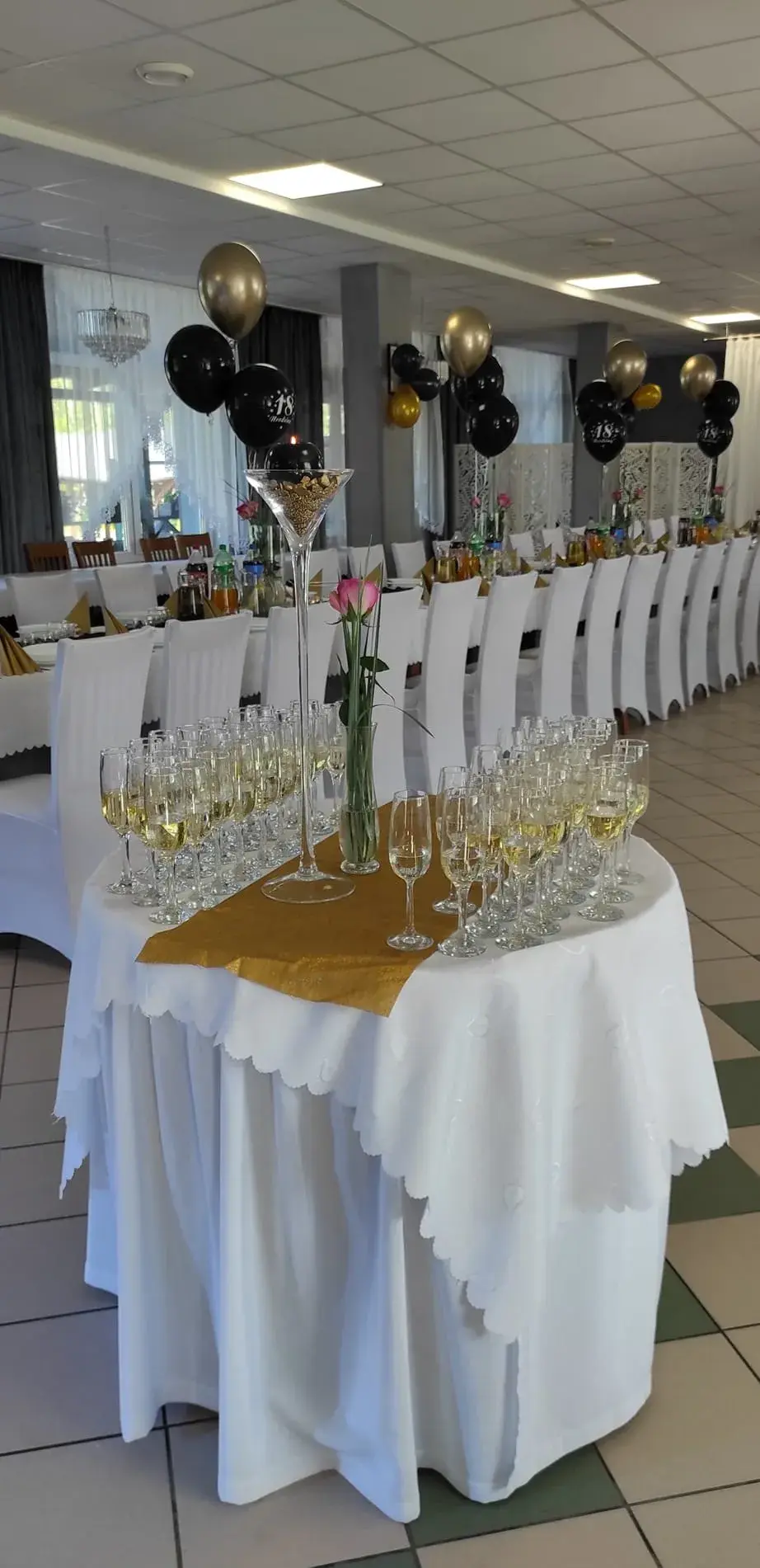 restauracja olimpia w środku