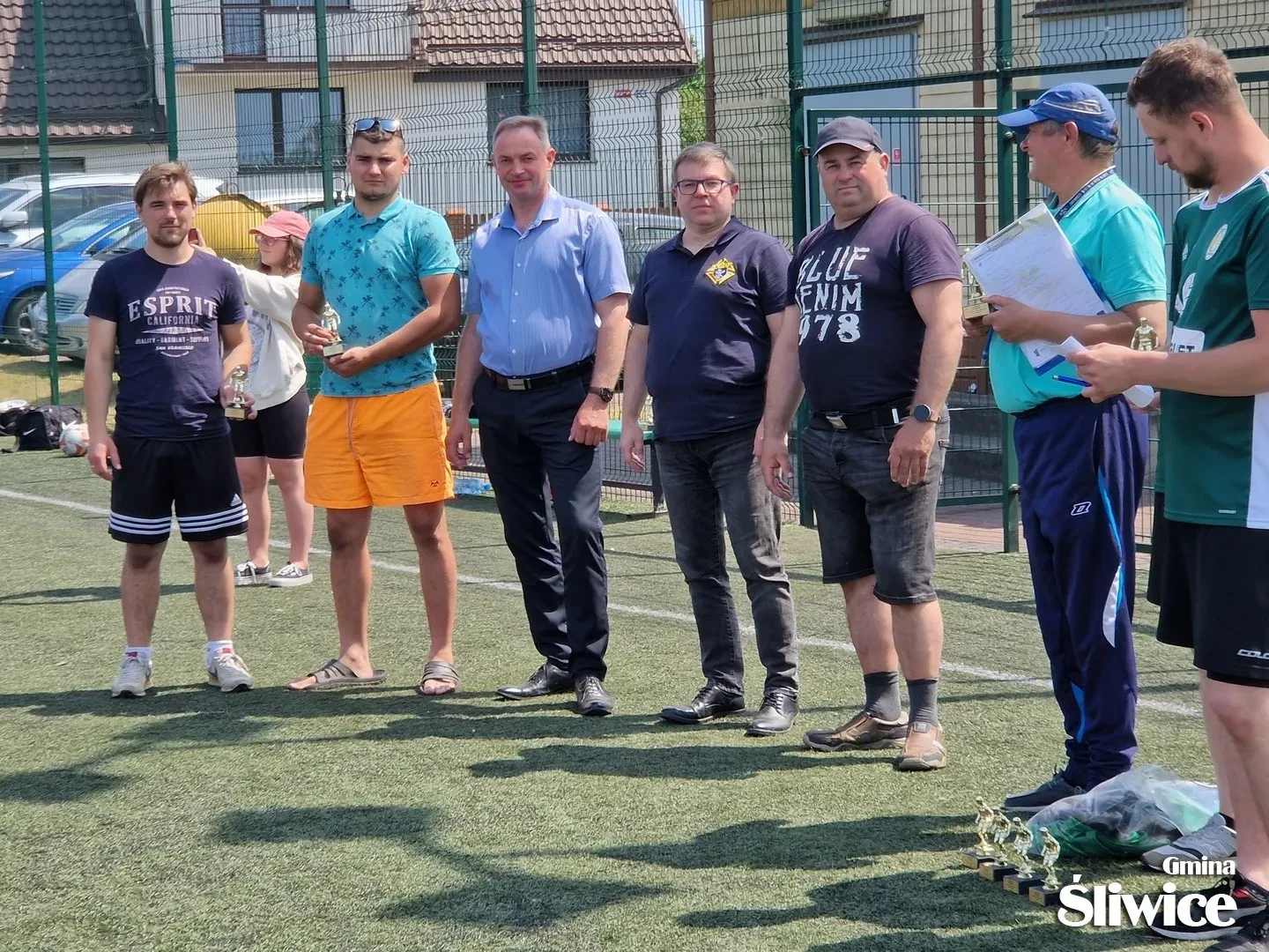 uczestnicy z nagrodami
