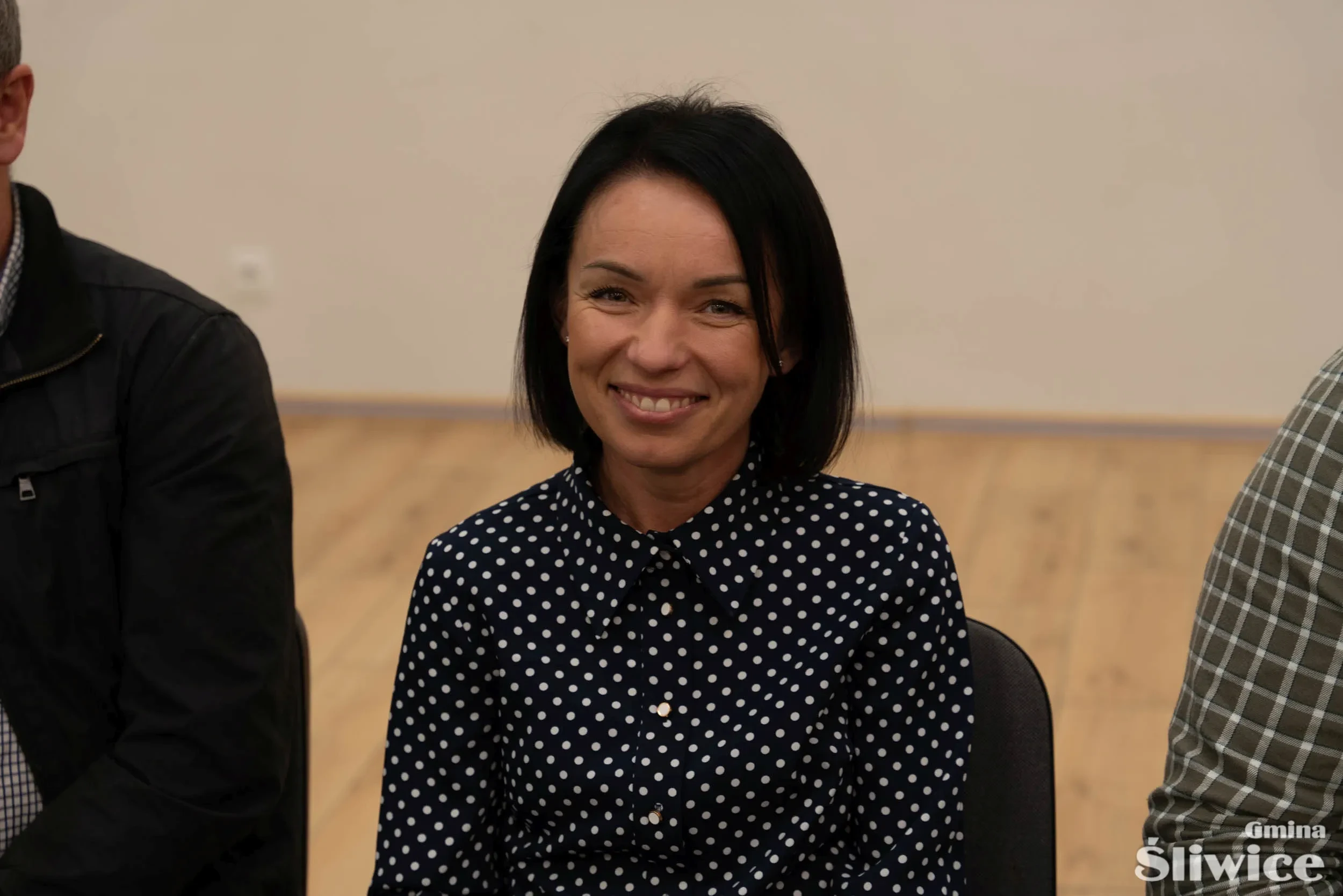 sołtys łobocka uśmiecha się do aparatu