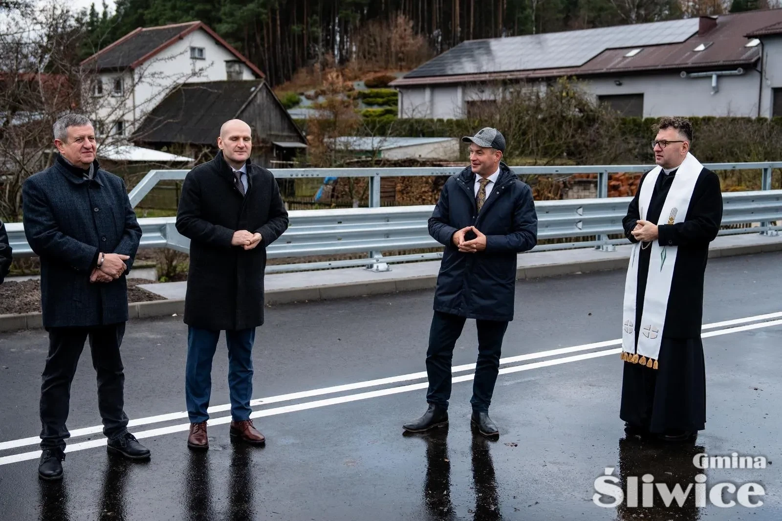 radny kędzierski, starosta tucholski, wójt gminy śliwice i ksiądz