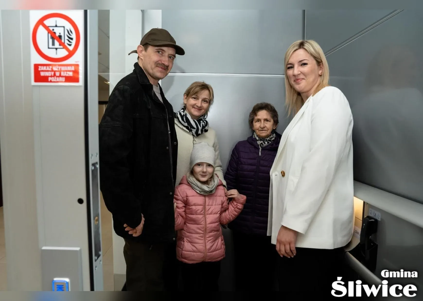 osoby zwiedzające z wicewójt
