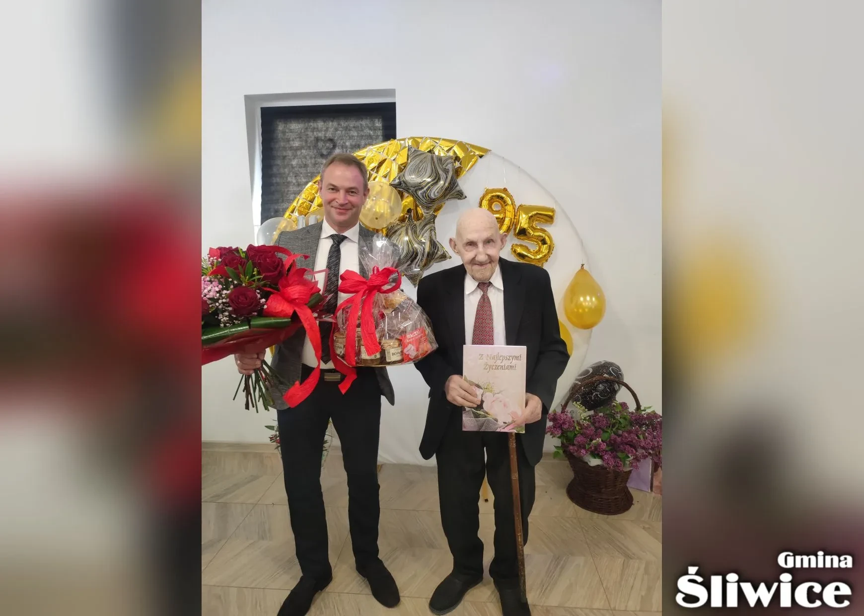 wójt z gustawem gromowskim na sali