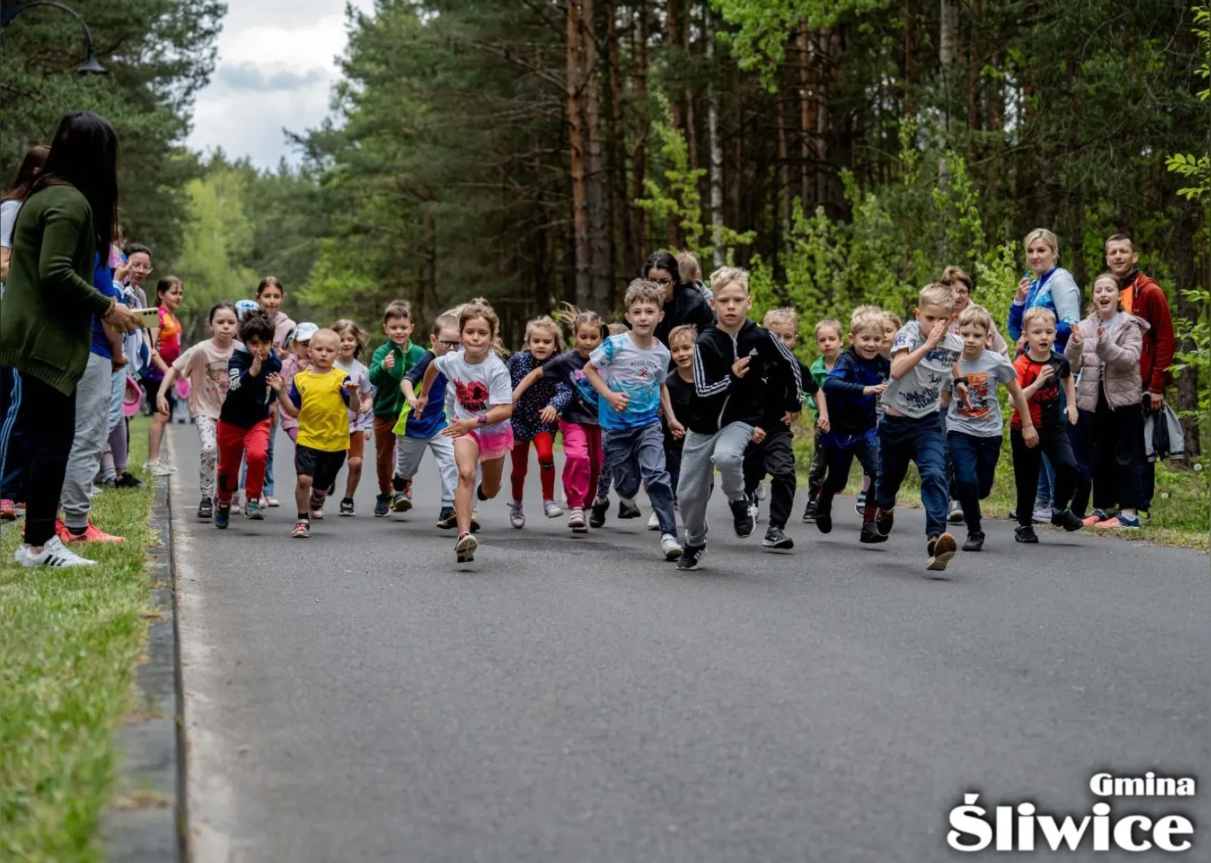 rozpoczęcie biegu dla dzieci